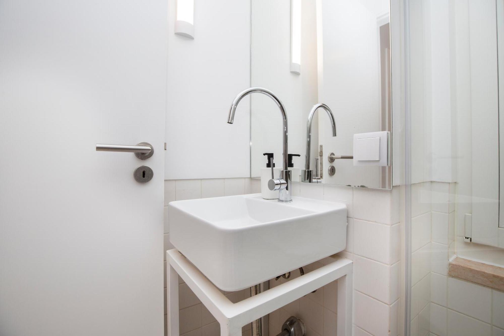 Live Like A Local @ Casa Da Esquina - Wifi & A/C Apartment Lisboa Екстериор снимка