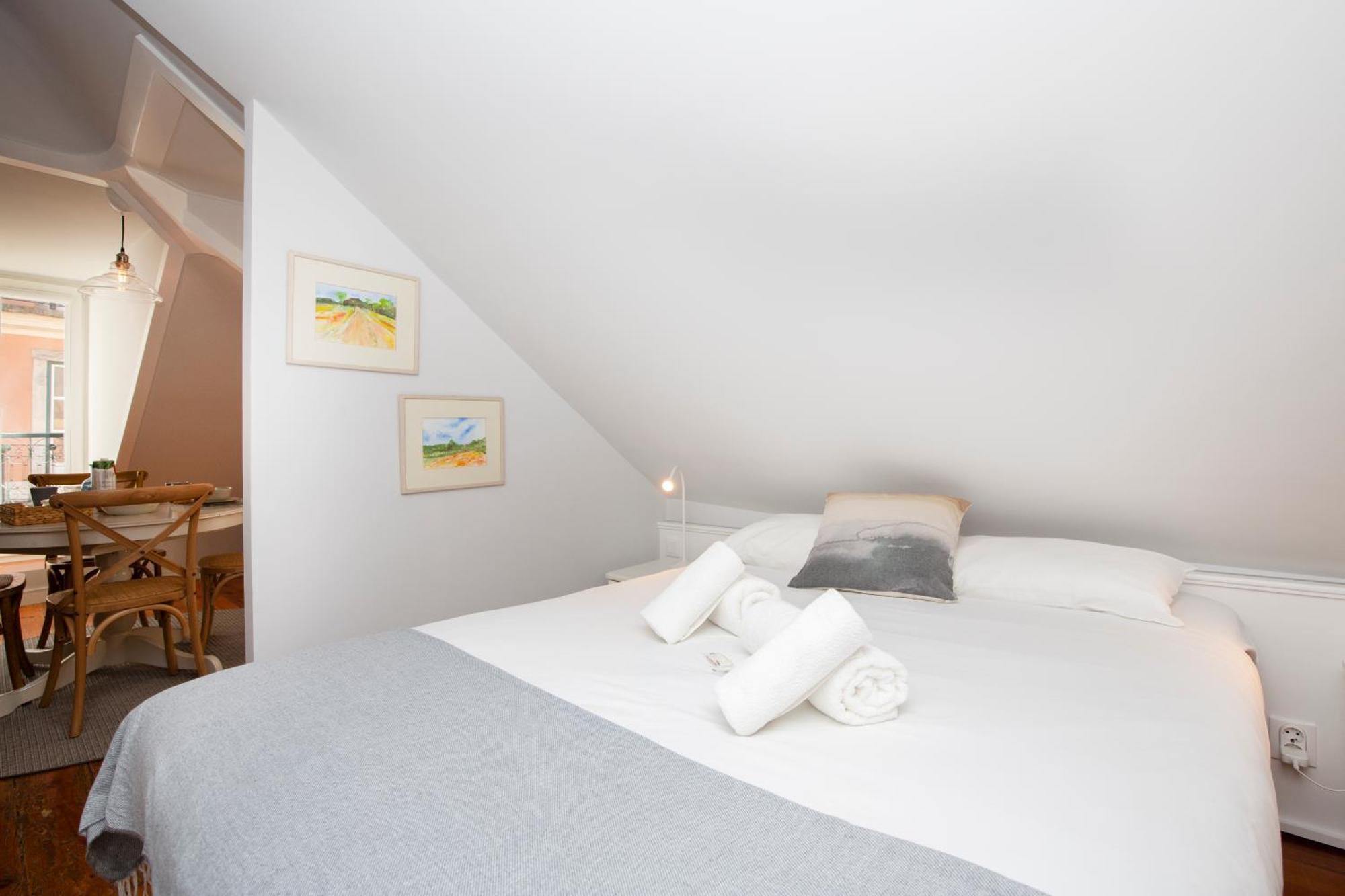 Live Like A Local @ Casa Da Esquina - Wifi & A/C Apartment Lisboa Екстериор снимка